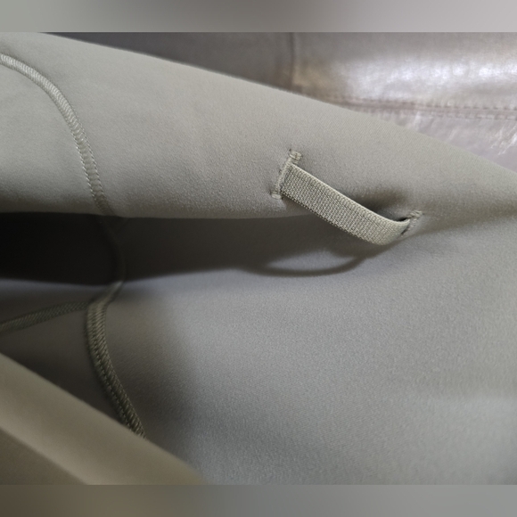 Lululemon Wunder Train High-Rise Crop 23" Laurel Green 8 Everlux Cooling Fabric - Picture 9 of 9